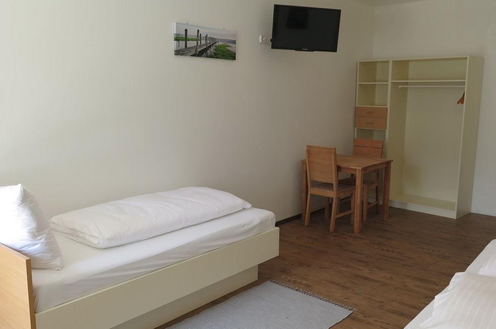 Pension Casa Topolino Wiener Neustadt Luaran gambar