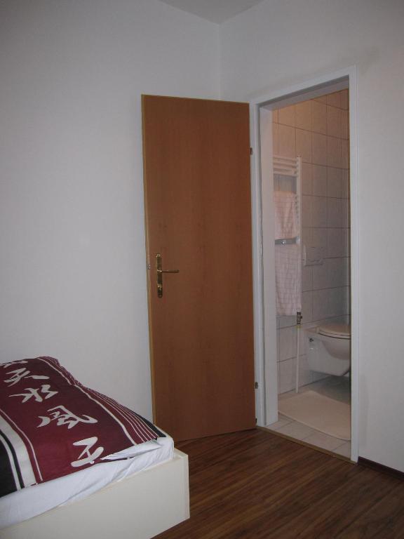 Pension Casa Topolino Wiener Neustadt Luaran gambar